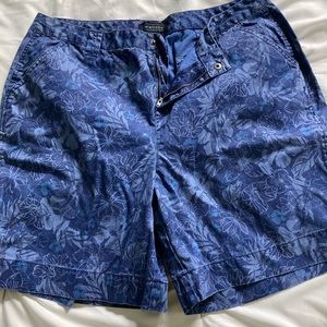 Flowered shorts
